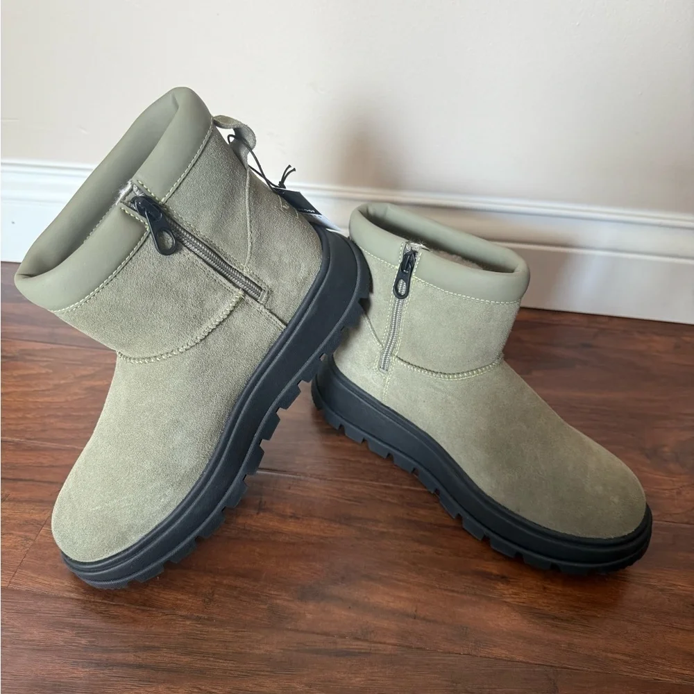 Koolaburra by UGG Koola Mini Hybrid Boots with Black Tread-Size 7 NWT